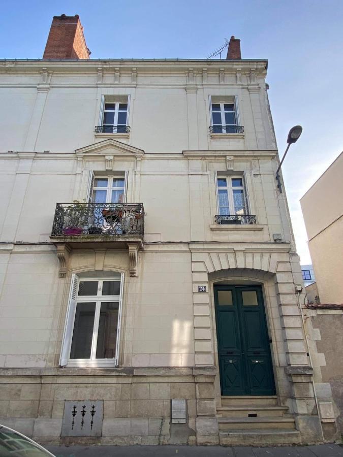 Superb Duplex Near The Halles De Tours Apartment Luaran gambar