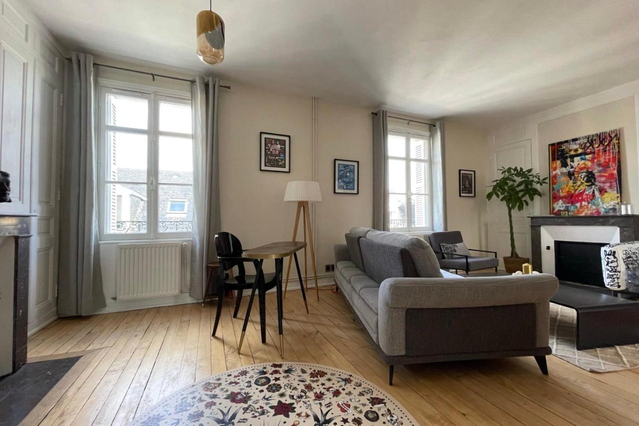 Superb Duplex Near The Halles De Tours Apartment Luaran gambar